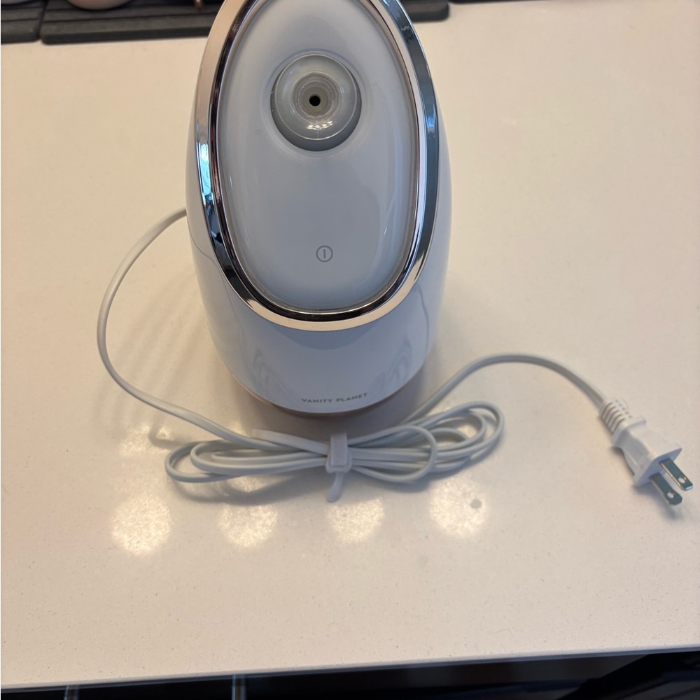 Vanity Planet Facial Steamer in White